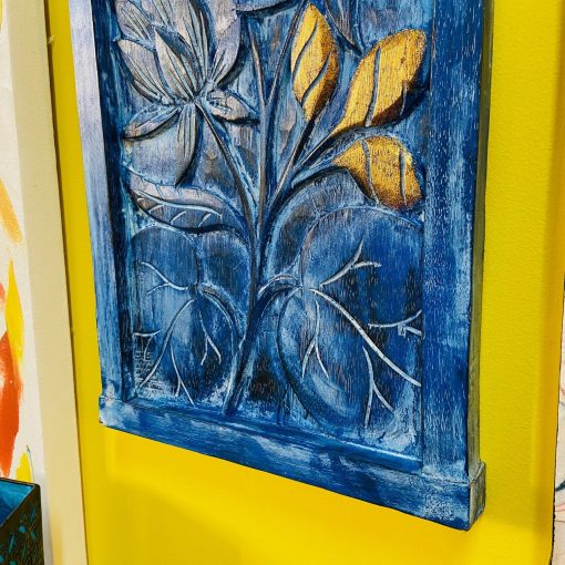 Quadro legno massello blu ed oro fiori in rilievo - immagine 8